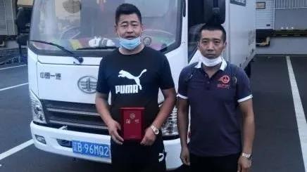 16000518454497681784.jpg 3.jpg